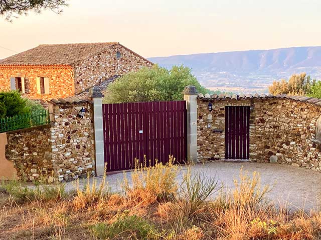 Secure portal @ La Bastide de Roussillon